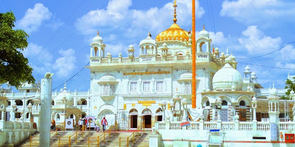 Sikh-Pilgrimage.jpg